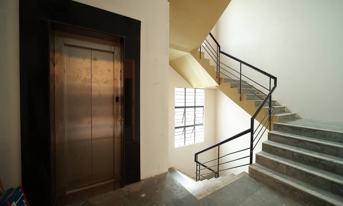 Karur Hotel | Valluvar Residency