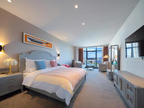 Yongding Hotel | Vanbrugh Bay Hotel - Zhangjiajie Tianmen Mountain
