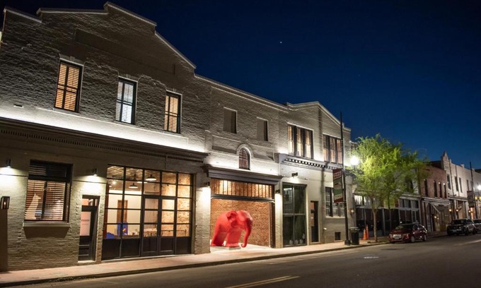 Danville Apartment | Vantage Art Flats