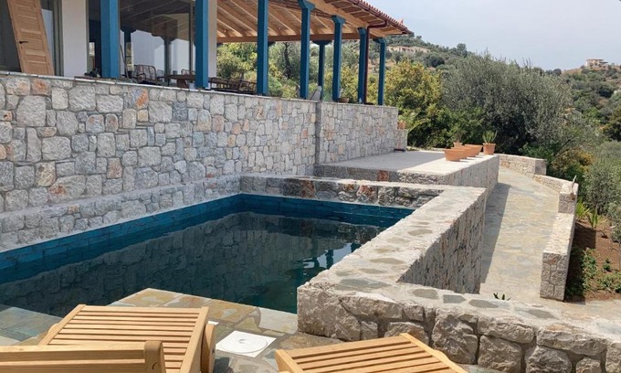 Galatas Villa | Vanua house