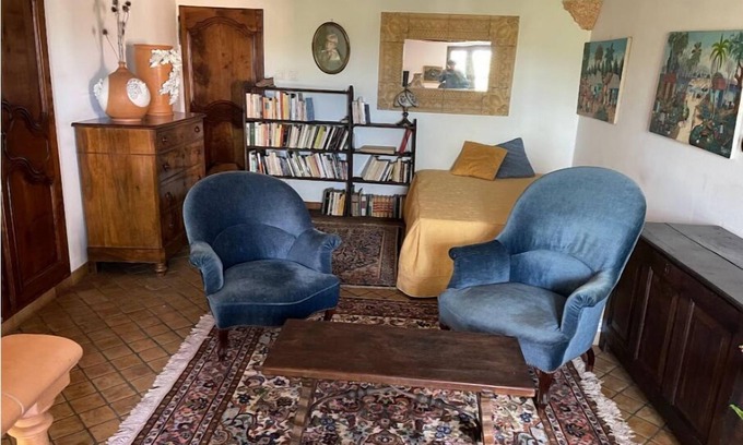 Salernes Cottage | Var Village House