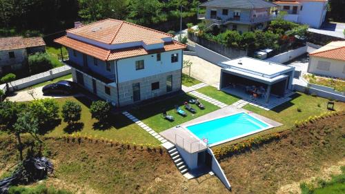 Carvalho Villa | Varandas do Castelo