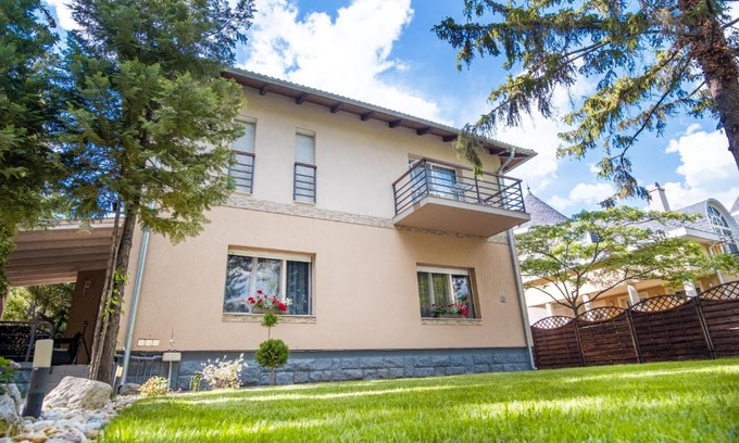 Siofok Aranypart Apartment | Vas Villa