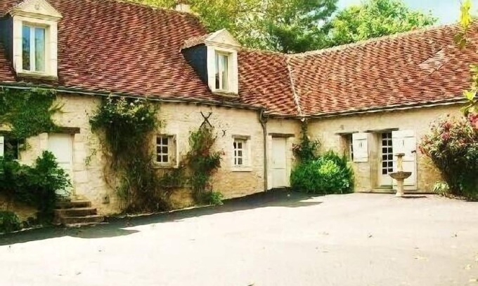 Saint-Jean-Saint-Germain Other | Vast 18th century farmhouse with all comforts heated indoor swimming pool