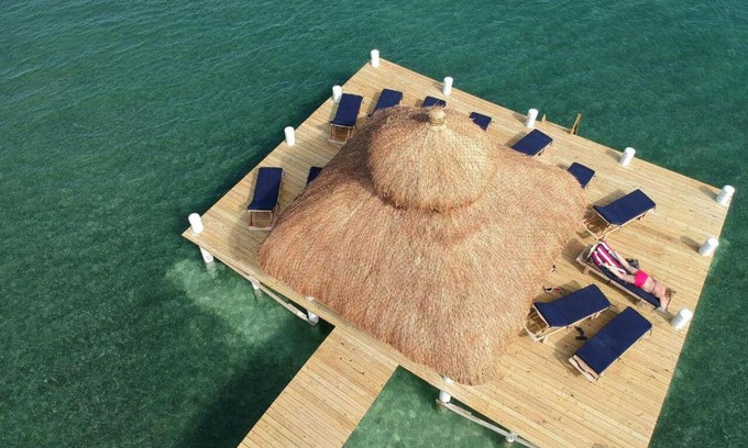 Caye Caulker House | VeLento Oceanfront Penthouse #1