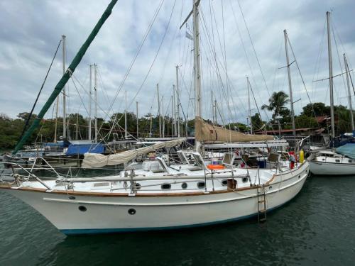 Fronteras Boat Rental | Velero Heaven
