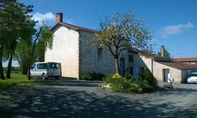 Vendrennes Bed & Breakfast | Vendrennes Chez Florymarysol