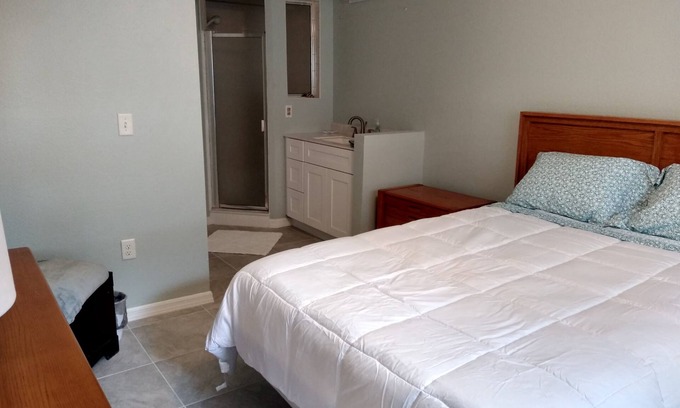 Villas Condo | VENETIAN PALMS 1ST. FLOOR 2BDRM/2 BATH