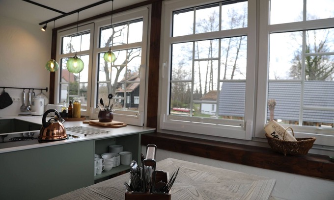 Burg-Dorf Apartment | Veranda - Haus Stenzinger