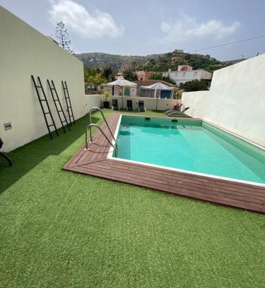 Velilla-Taramay House | Verde Esmeralda con parking gratis