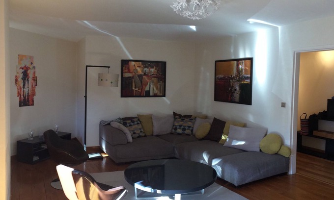 Isola Apartment | Very bright apartment with 5 rooms, 9th floor, ideally placed