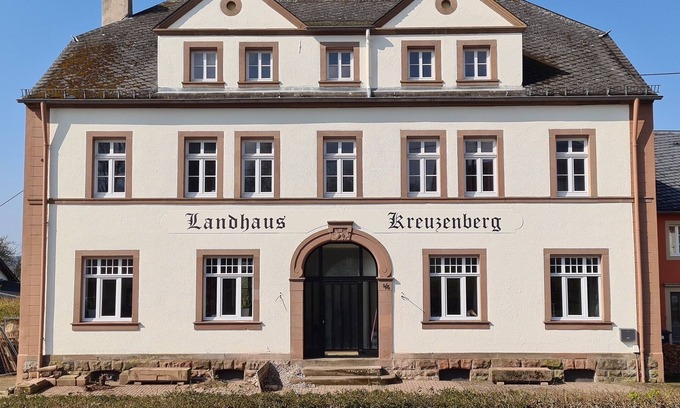 Malbergweich House | Very luxurious country house with ao whirlpool, cinema, sauna, billiards, panoramic view