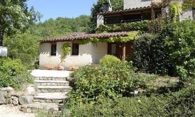 Albas House | Very nice house, shade and sun, small pool.