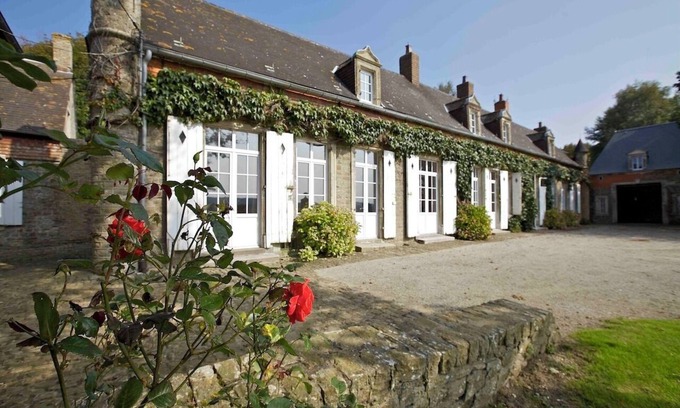 Pittefaux House | Very quiet place with view, luminous house, 6 Km from the Beach