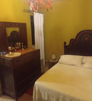 Castagneto Carducci Apartment | Via VARESE 9C