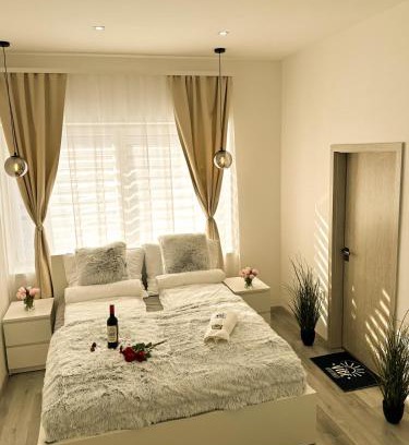 Szekesfehervar Apartment | VIBE S32 Apartman,AC,Free Parking