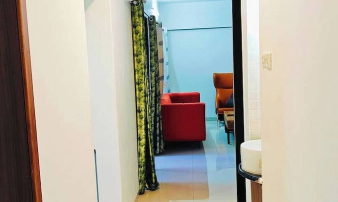Aundh Apartment | Vibrant 2bhk Apt Nr Jupiter Hsp