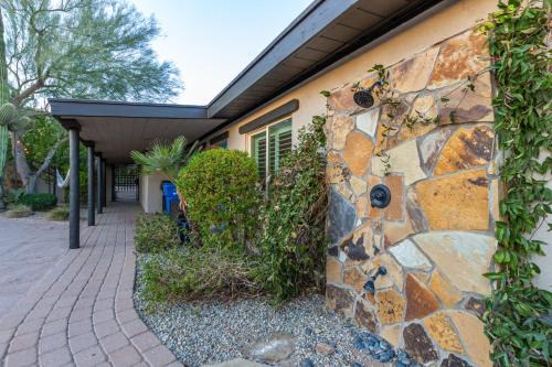Paradise Valley Village House | Victor Hugo Phoenix