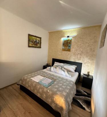 Sector 5 Apartment | Victor Residence 38