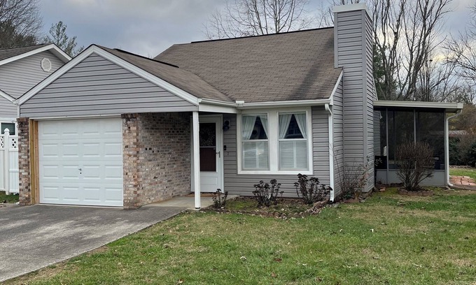 Alcoa House | Victoria Charm