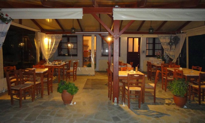 Avgonyma Hotel | Victorias Rooms