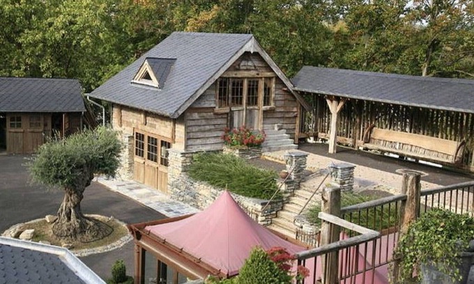 Vielsalm House | Vielsalm Stay with furry friends