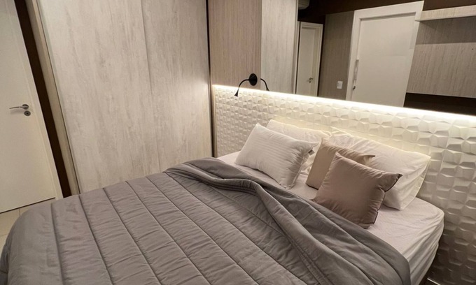 Brooklin Paulista Apartment | VIEW OF CABLE-STAYED BRIDGE