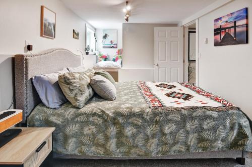 Ladysmith Apartment | Viewtiful Stay