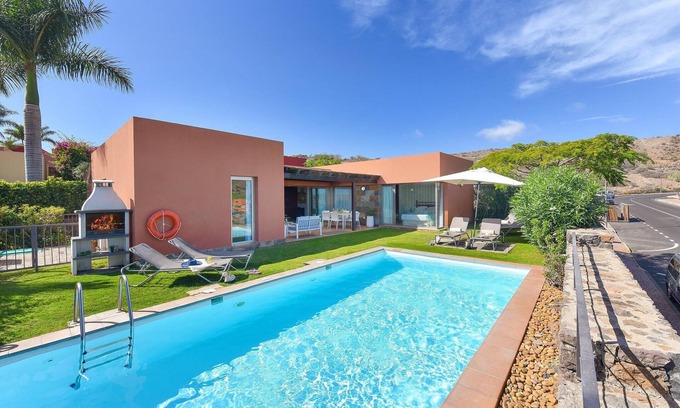 Salobre Villa | Villa Mira Salobre | Luxury Retreat in Gran Canaria | Private Outdoor Heatable.