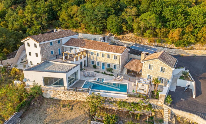 Bribir House | Vila 72/Vila 21 by Interhome