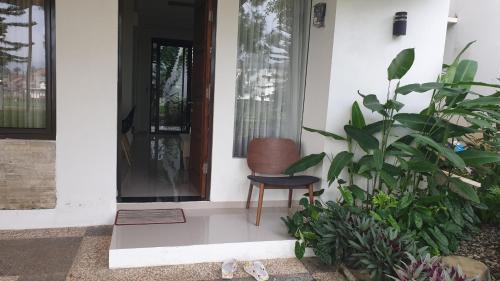 Garut Villa | Vila Adinda Syariah C-4 Bukit Gardenia Resort