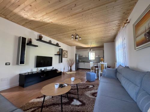 Kukes County Villa | Vila Curri