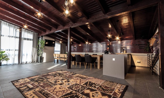 Brasov Villa | Vila Deluxe Zinnober 5 camere cu 5 bai,living 120 mp
