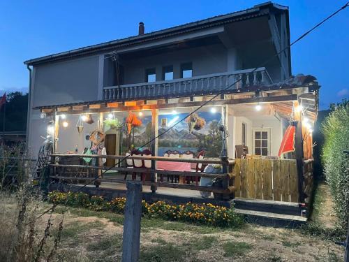 Southwestern Region House | Vila Jovan