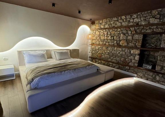 Tushemisht Hotel | Vila Ndrio
