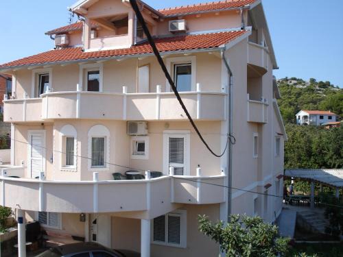 Tkon Apartment | Vila Rosa