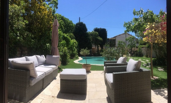Saint-Julien Villa | Villa 140 m2 all comfort, with swimming pool, quiet residential area, 30 mins VX POR
