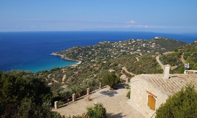 Villaggio delle Mimose Villa | Villa 2 appartments ,1 or 2 families, with panoramic sea view & sunset