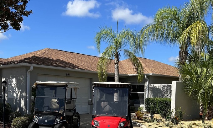 The Villages Villa | VILLA 2 MASTER SUITES & 2 GOLF CARTS