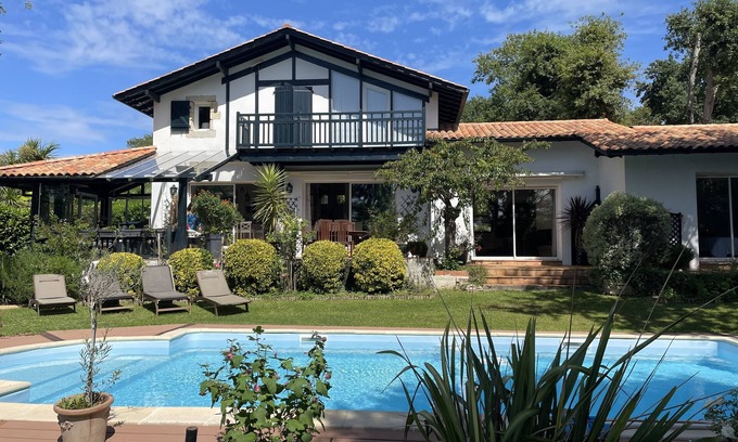 Bassussarry Villa | Villa 200m² sur Golf Avec Piscine