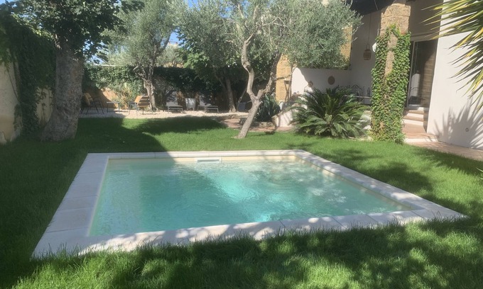 Le Pontet Villa | Villa 3 Chambres Avec Piscine en Provence à Proximité des Remparts D'avignon