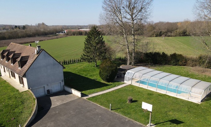 Marles-en-Brie House | Villa 30 people (Party authorized), Swimming pool, Billiards, Table football
