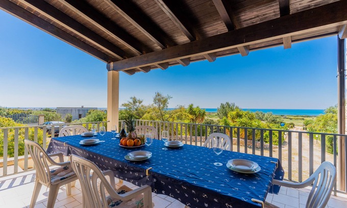 Torre Pali Villa | Villa 'A Casa Di Silvia' with Sea View, Private Terrace and Air Conditioning