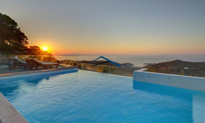Kea Villa | Villa Ailea with an infinity swimming pool and a great sunset and sea view.