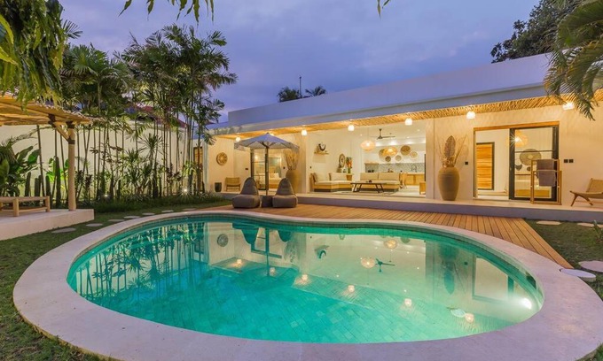 Central Seminyak Villa | Villa Alamanda Livia Seminyak Design spacious 2bdr and private pool