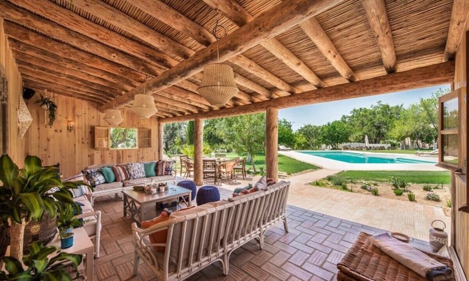 Cerro do Mocho Villa | Villa Almancil Retreat