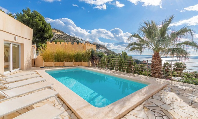 Altea la Vella Villa | Villa "Altea Hills Villa Noruega" with Mountain View, Pool, Wi-Fi, Garden & Terrace