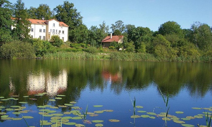 Warnitz Apartment | Villa am Trumpf - Design-Appartements im Naturgarten am See