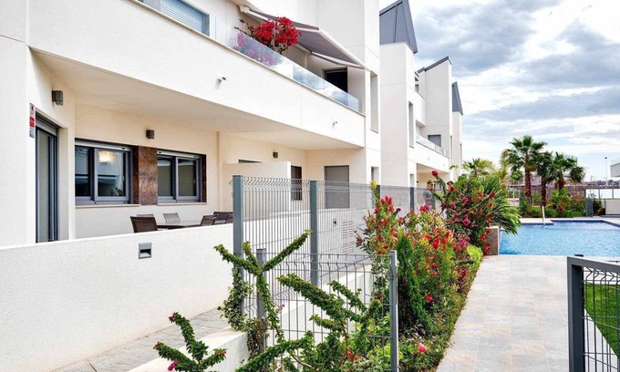 Torrevieja Apartment | Villa Amalia 43 - Ground floor with garden