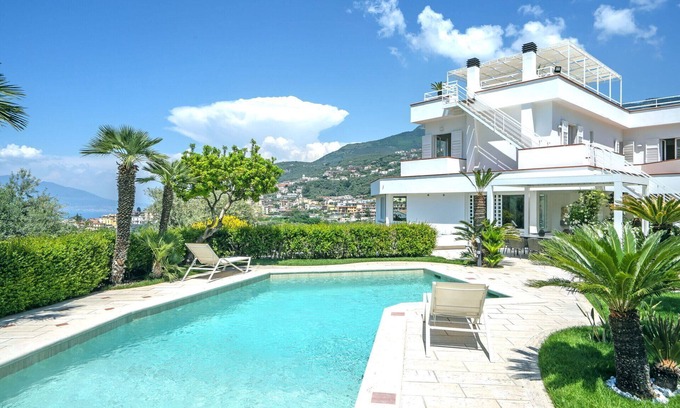 Vico Equense Villa | Villa Antonietta - Seiano ,Campania